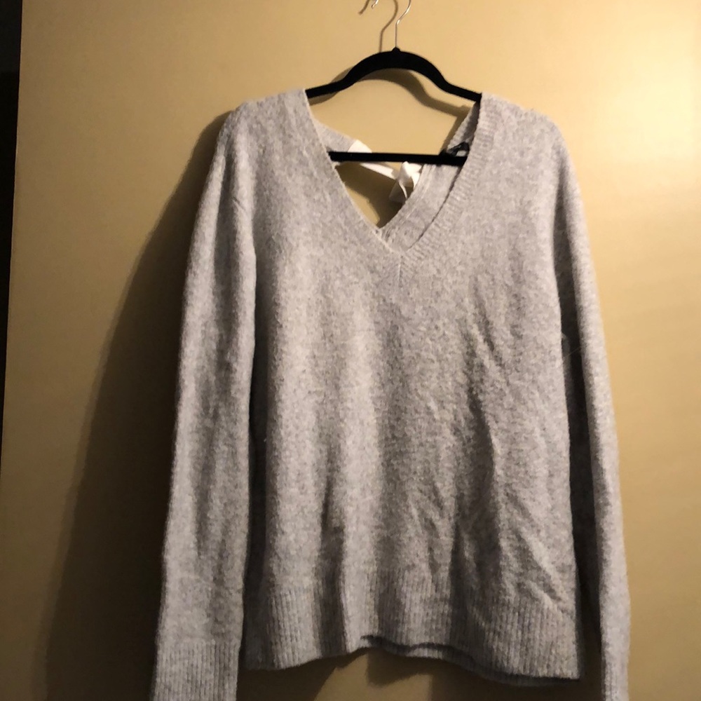 Bow back sweater